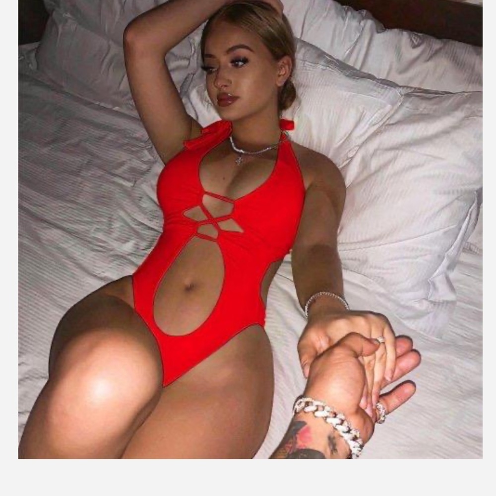 Swim suit